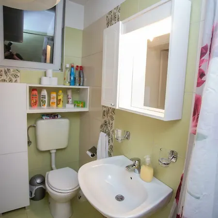 Apartment Astra *